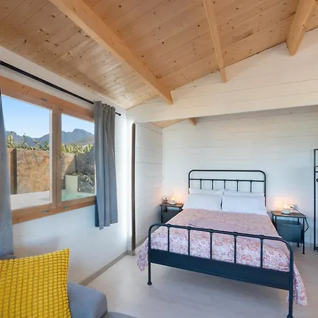 Dely Holiday home *